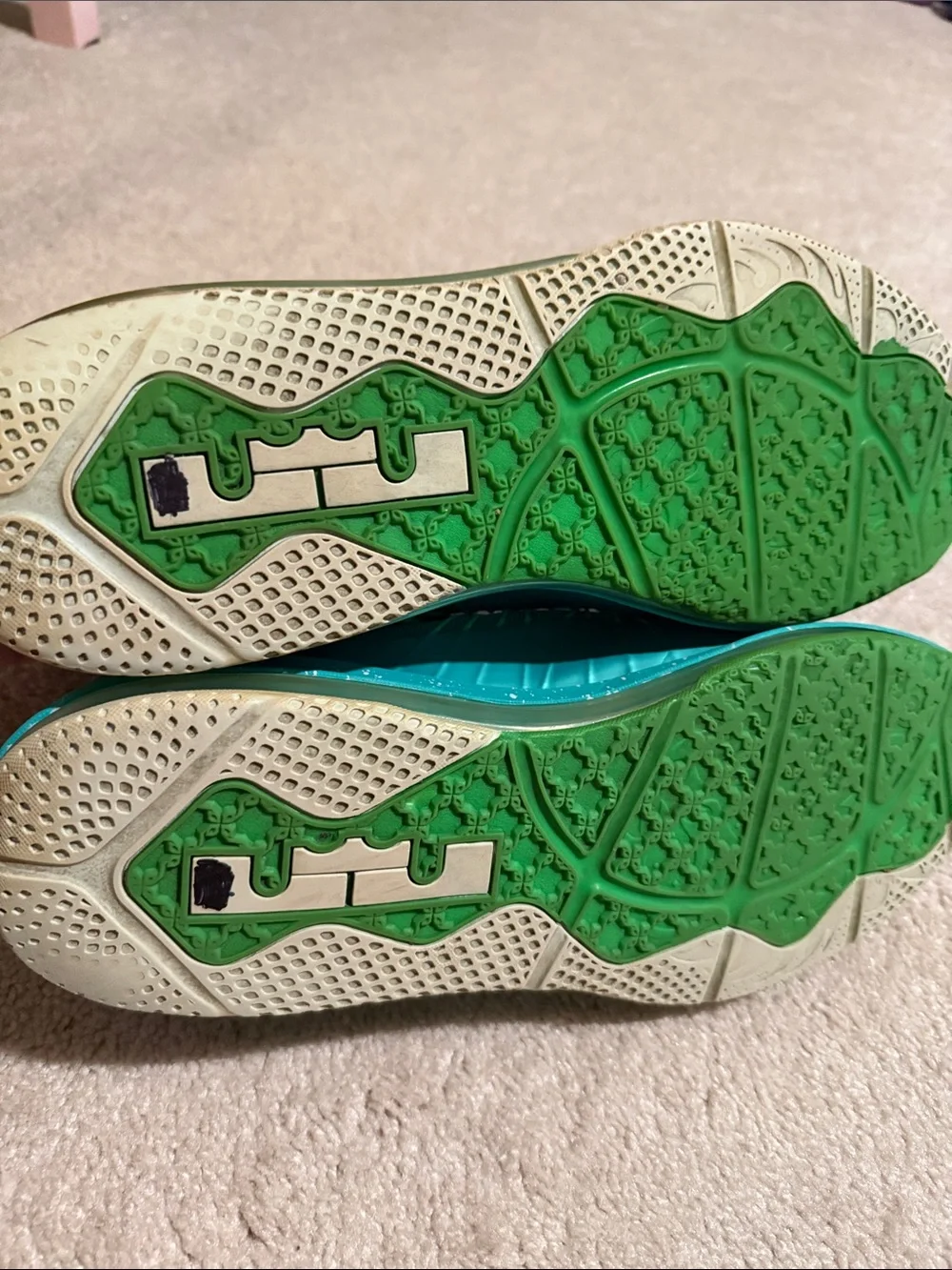 Nike AirMax LeBron 10 Low Easter Sneakers